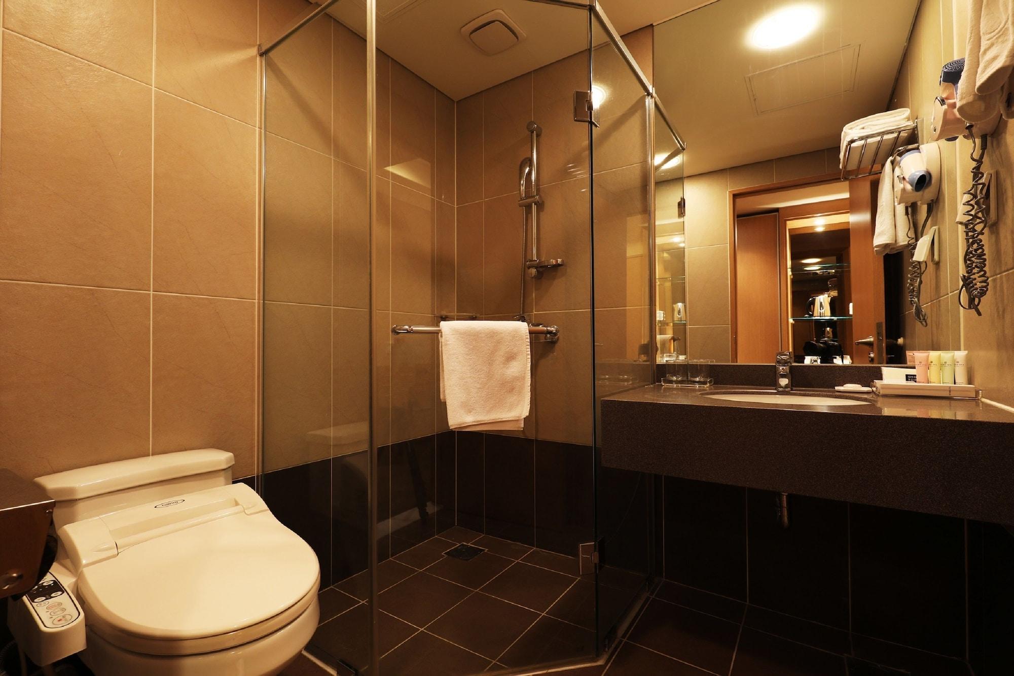Bridge Hotel Incheon Songdo Bagian luar foto