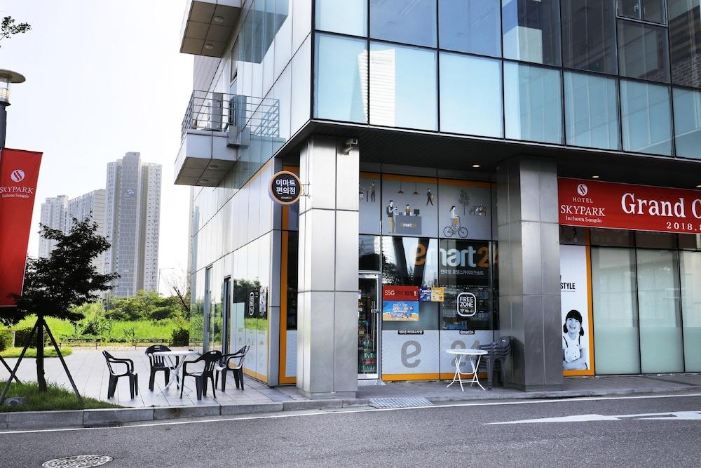Bridge Hotel Incheon Songdo Bagian luar foto