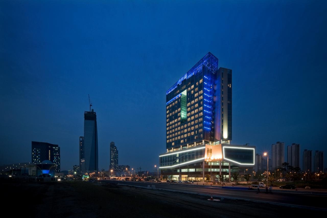 Bridge Hotel Incheon Songdo Bagian luar foto