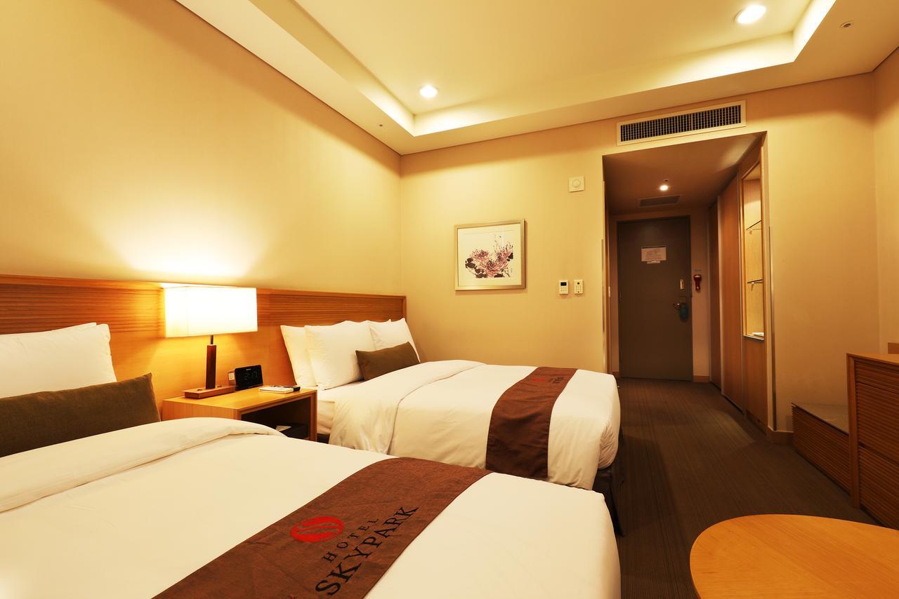 Bridge Hotel Incheon Songdo Bagian luar foto